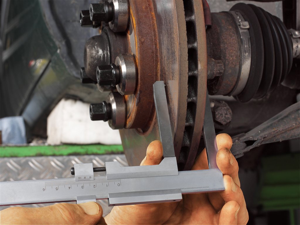 купить тормозные колодки Zimmermann на TESLA